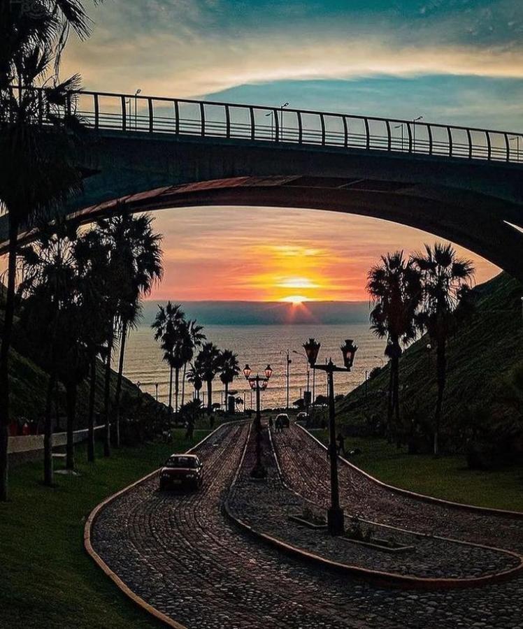 The Place Miraflores Lima Extérieur photo