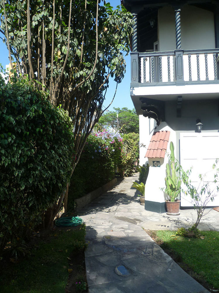 The Place Miraflores Lima Extérieur photo
